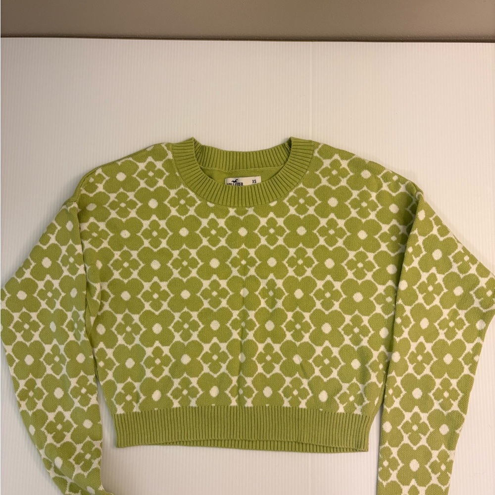 Hollister Olive Patterned Crew Neck Sweater